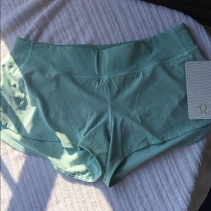 NWT Lululemon Speed Short Size 10 Tonic Sea